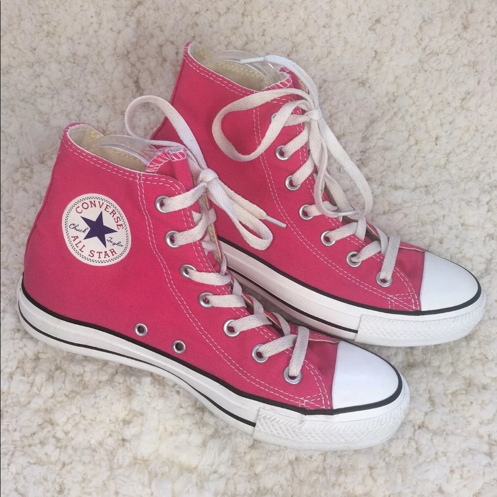 Hightop Converse sneakers Women’s 8 Mens 6 Pink